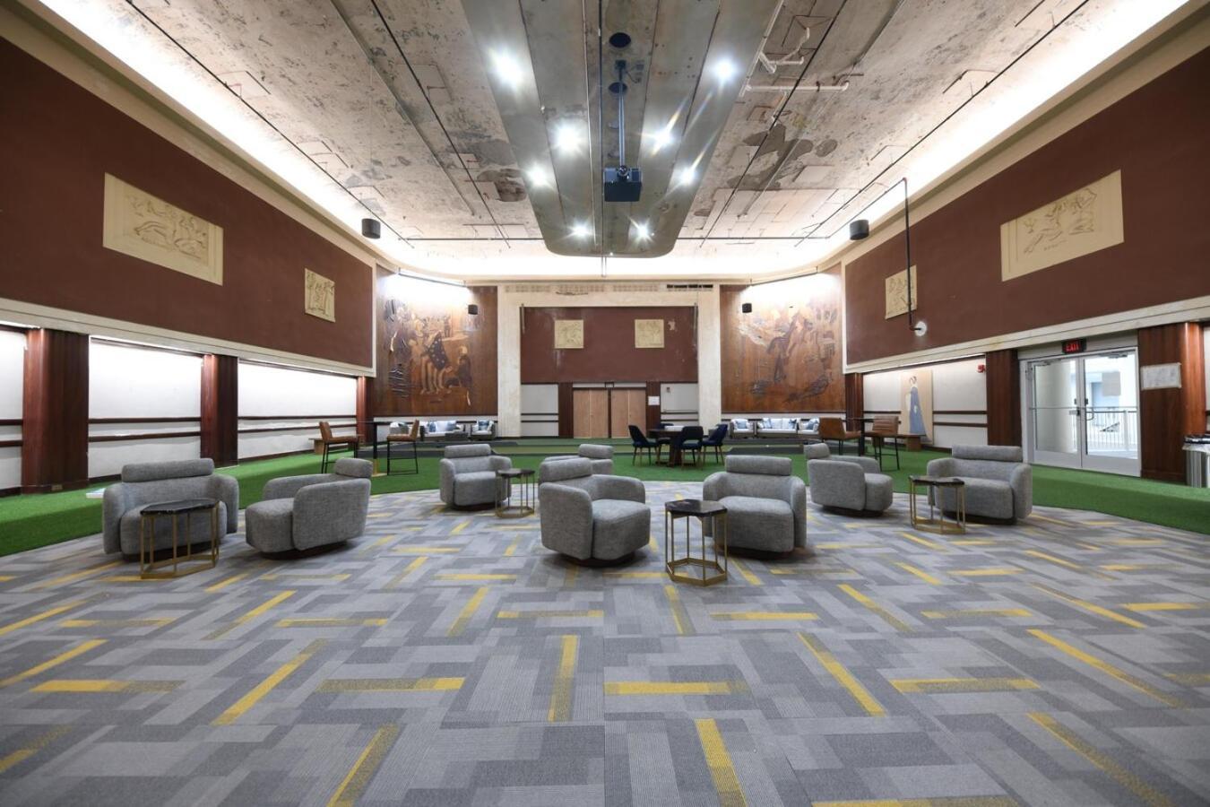 Free Parking! Downtown King Suite Lucas Oil- Conv Center Skywalk#1 Indianápolis Exterior foto