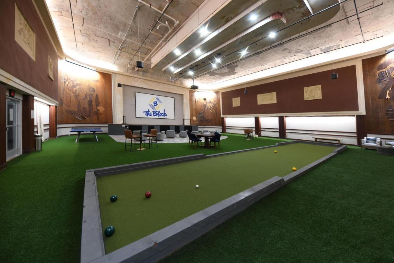 Free Parking! Downtown King Suite Lucas Oil- Conv Center Skywalk#1 Indianápolis Exterior foto